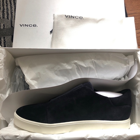 VINCE Cantara Slip-On Sneaker. - Picture 3 of 8